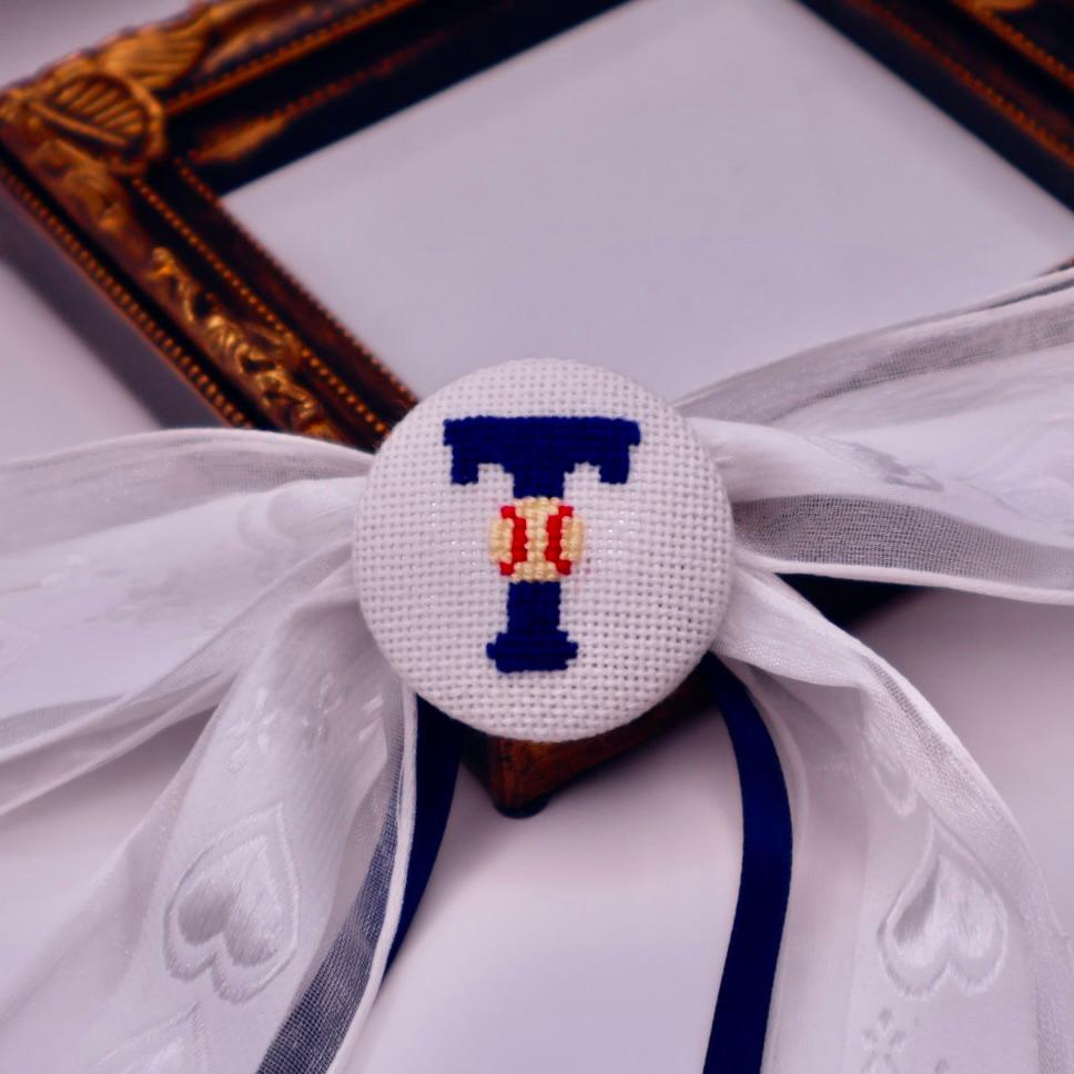 【オーダー可能】イニシャル　くるみボタンのヘアリボン　プロ野球　クロスステッチ刺繍 | 2枚目